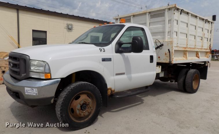 image for item DG2641 2004 Ford F550 Super Duty XL  dump truck