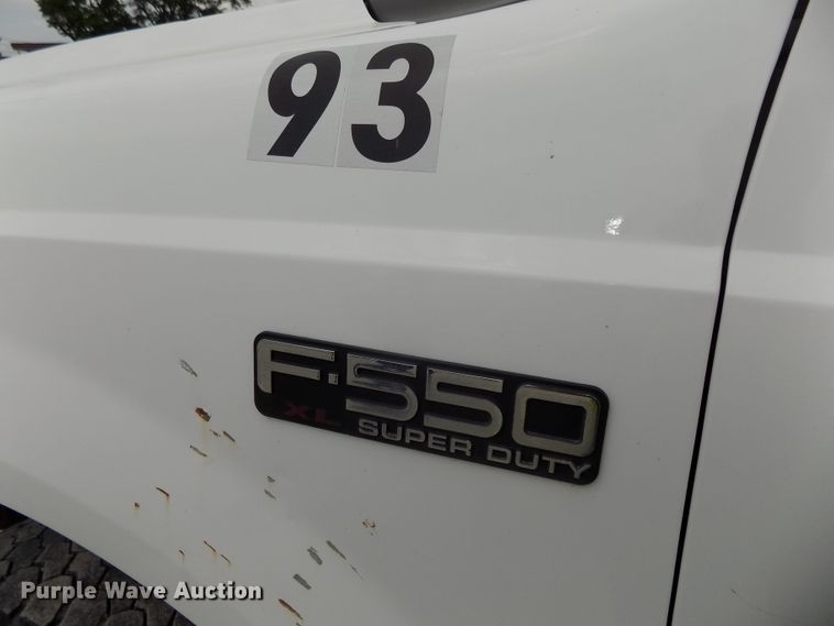 image for item DG2641 2004 Ford F550 Super Duty XL  dump truck