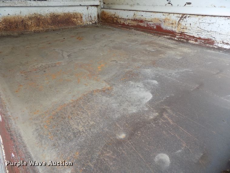 image for item DG2641 2004 Ford F550 Super Duty XL  dump truck