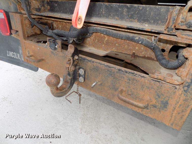 image for item DG2641 2004 Ford F550 Super Duty XL  dump truck