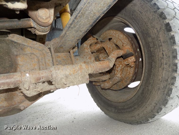 image for item DG2641 2004 Ford F550 Super Duty XL  dump truck