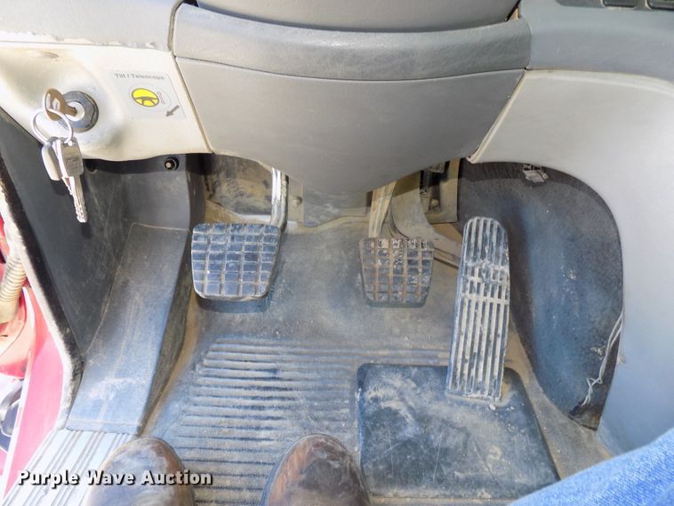 image for item DG2645 2006 Freightliner Columbia  semi truck