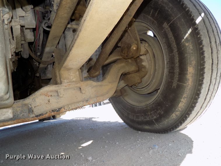 image for item DG2645 2006 Freightliner Columbia  semi truck