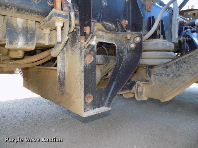 image for item DG2645 2006 Freightliner Columbia  semi truck