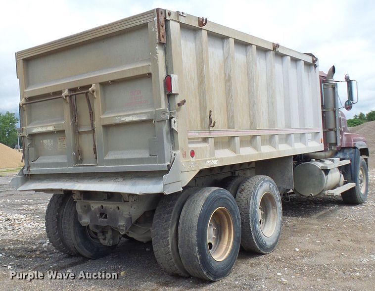 image for item DG5716 1997 Mack CL713 dump truck