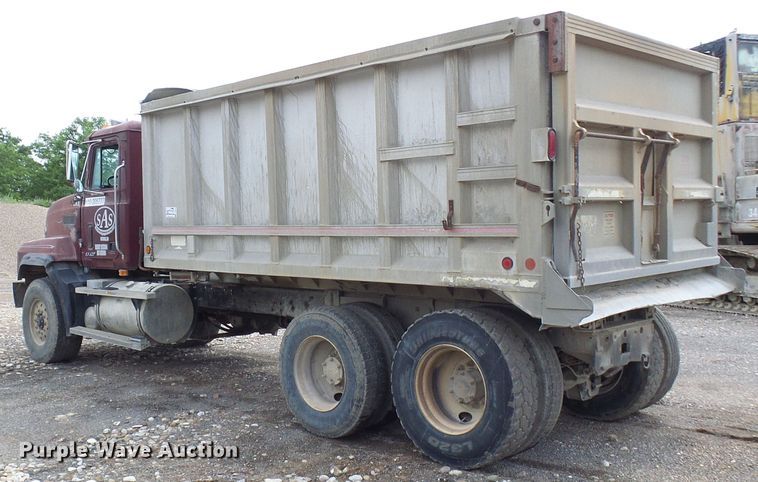 image for item DG5716 1997 Mack CL713 dump truck