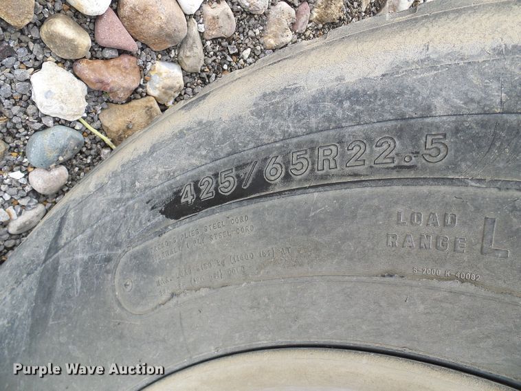 image for item DG5716 1997 Mack CL713 dump truck