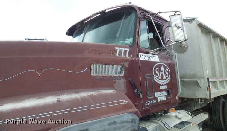 image for item DG5716 1997 Mack CL713 dump truck