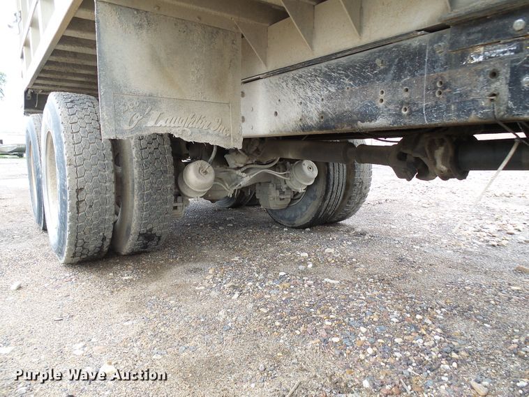 image for item DG5716 1997 Mack CL713 dump truck