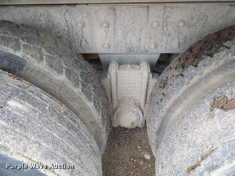 image for item DG5716 1997 Mack CL713 dump truck