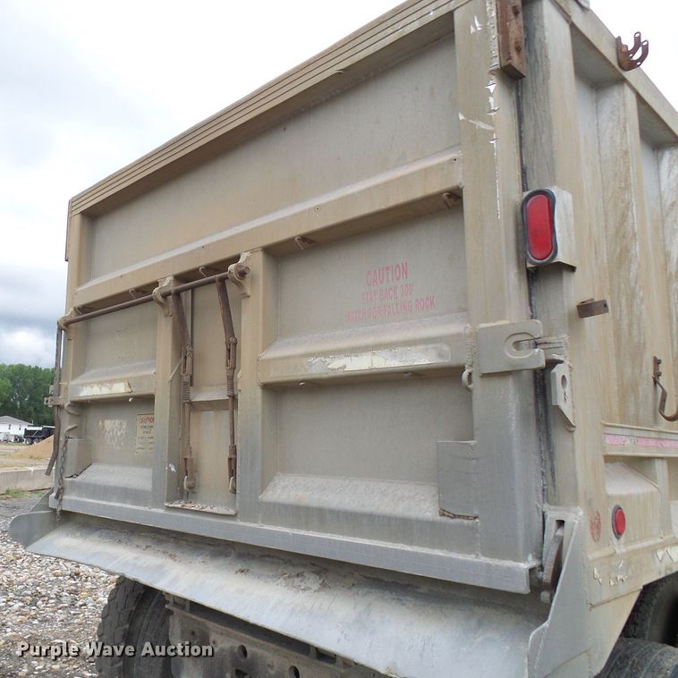 image for item DG5716 1997 Mack CL713 dump truck