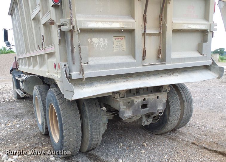 image for item DG5716 1997 Mack CL713 dump truck