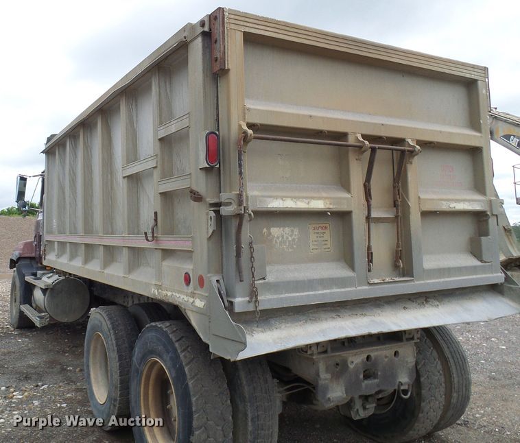 image for item DG5716 1997 Mack CL713 dump truck