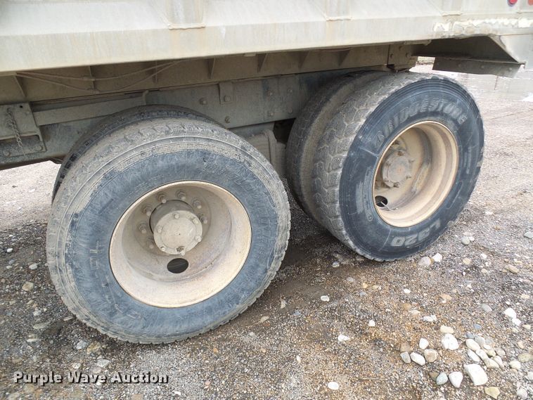 image for item DG5716 1997 Mack CL713 dump truck