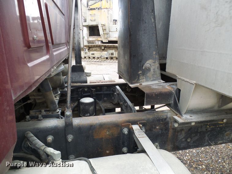 image for item DG5716 1997 Mack CL713 dump truck