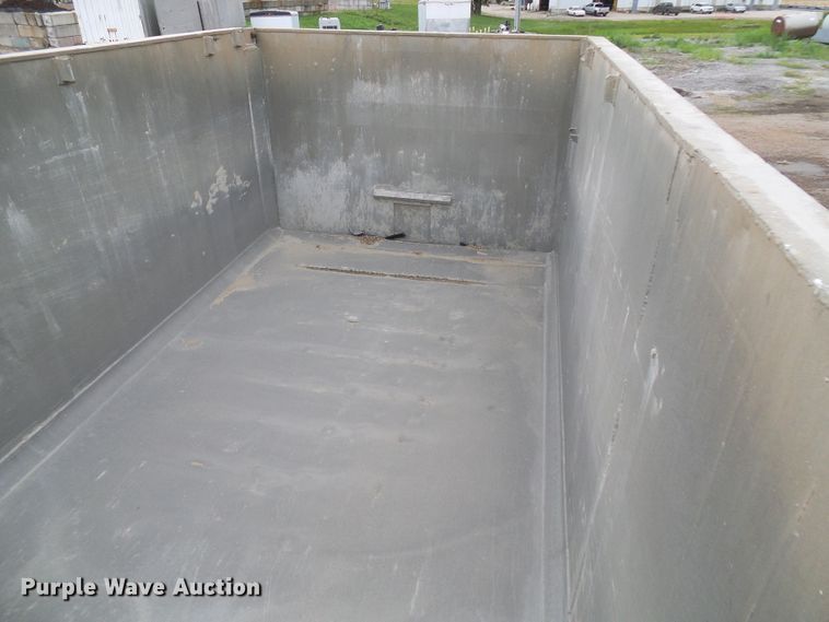 image for item DG5716 1997 Mack CL713 dump truck