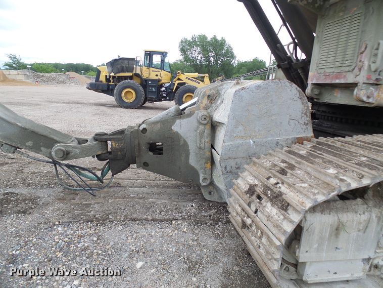 image for item DG5717 1999 Caterpillar 345B  material handler hydraulic excavator