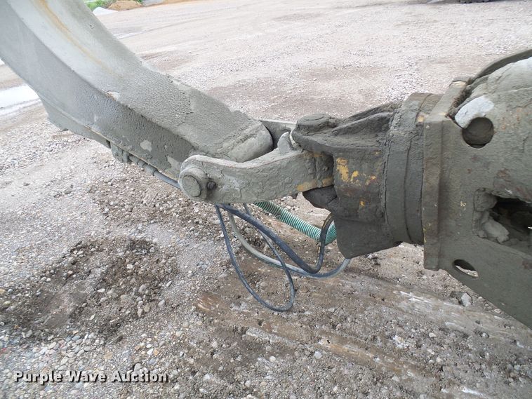 image for item DG5717 1999 Caterpillar 345B  material handler hydraulic excavator