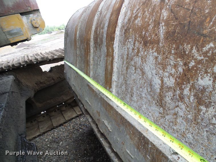 image for item DG5717 1999 Caterpillar 345B  material handler hydraulic excavator