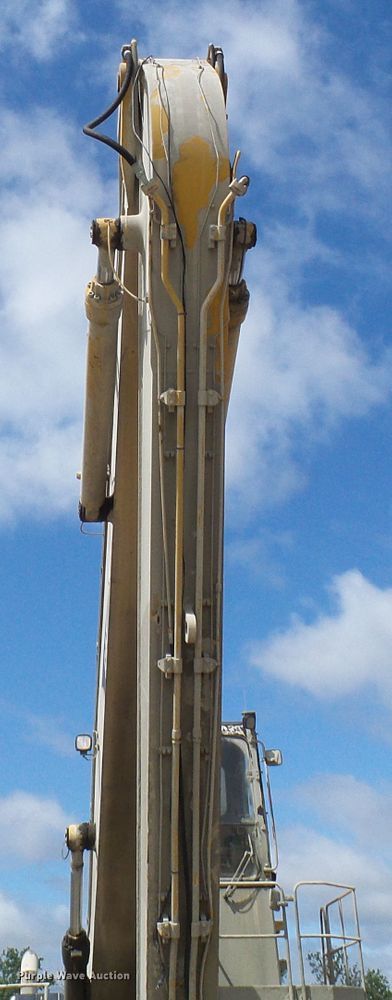 image for item DG5717 1999 Caterpillar 345B  material handler hydraulic excavator