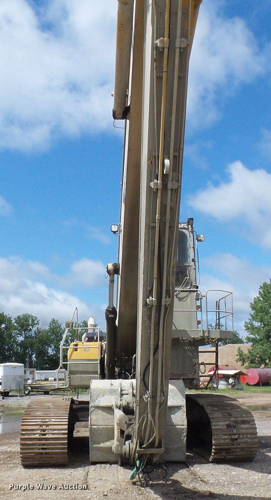 image for item DG5717 1999 Caterpillar 345B  material handler hydraulic excavator