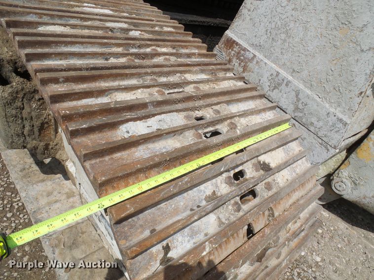 image for item DG5717 1999 Caterpillar 345B  material handler hydraulic excavator