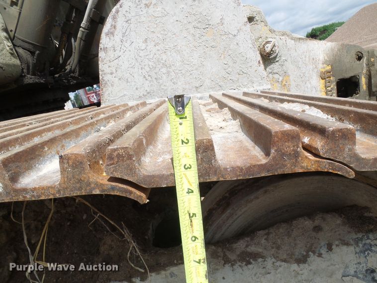 image for item DG5717 1999 Caterpillar 345B  material handler hydraulic excavator