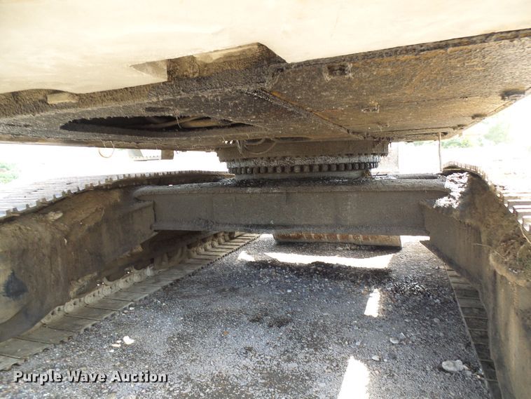 image for item DG5717 1999 Caterpillar 345B  material handler hydraulic excavator