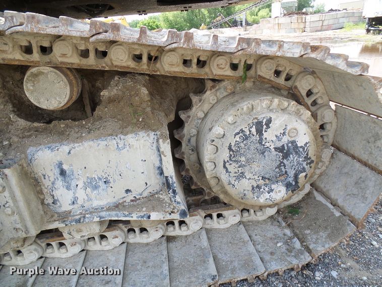 image for item DG5717 1999 Caterpillar 345B  material handler hydraulic excavator