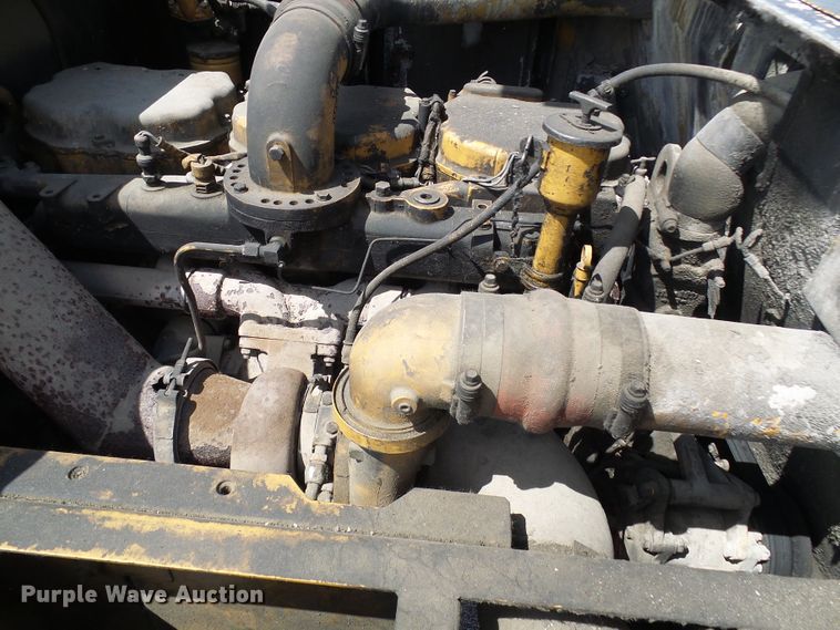 image for item DG5717 1999 Caterpillar 345B  material handler hydraulic excavator