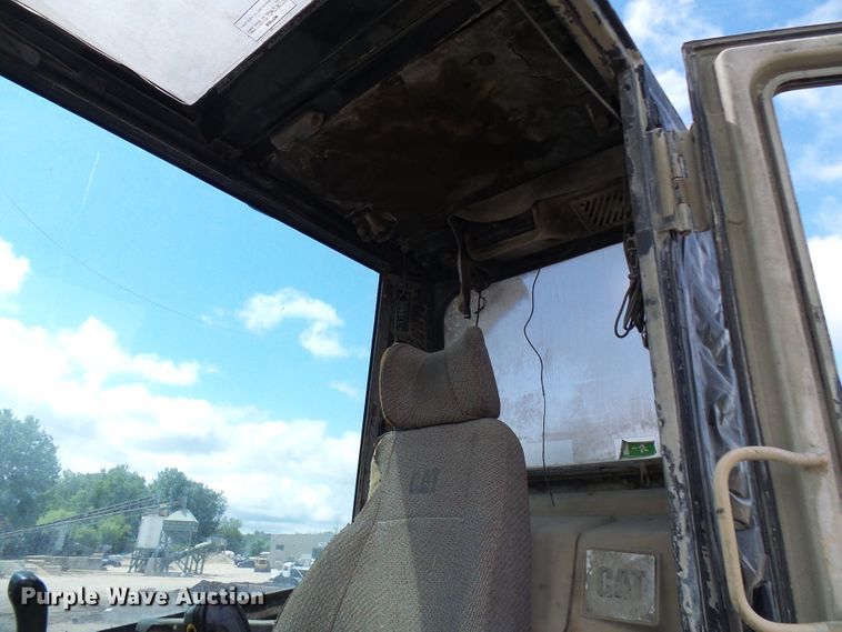 image for item DG5717 1999 Caterpillar 345B  material handler hydraulic excavator