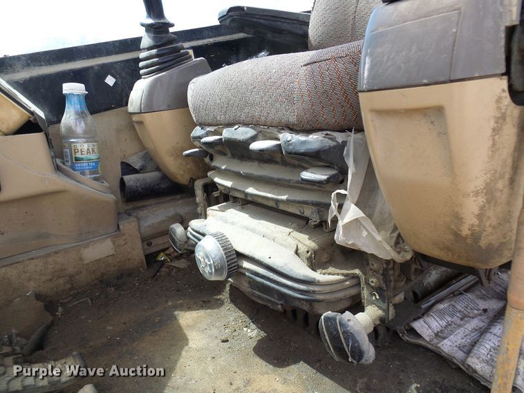 image for item DG5717 1999 Caterpillar 345B  material handler hydraulic excavator