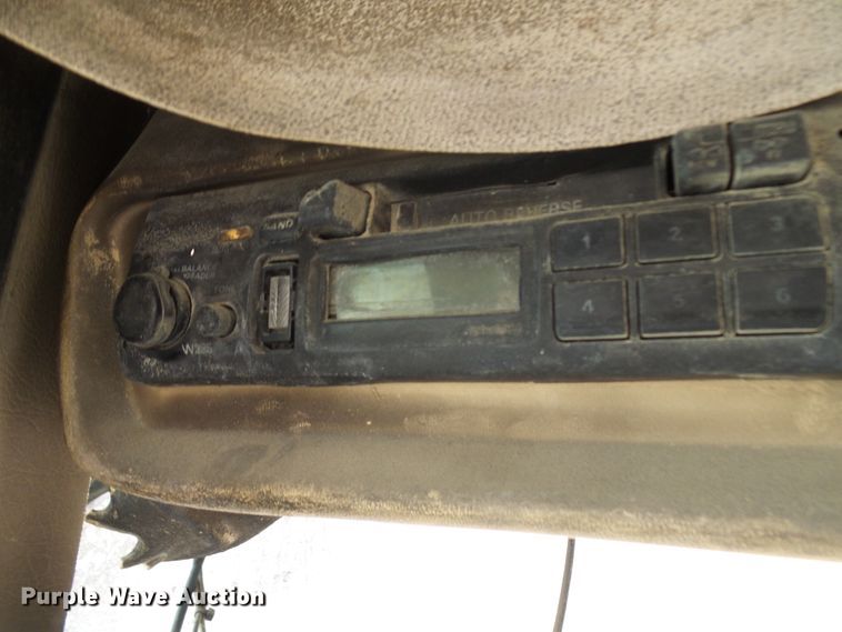 image for item DG5717 1999 Caterpillar 345B  material handler hydraulic excavator