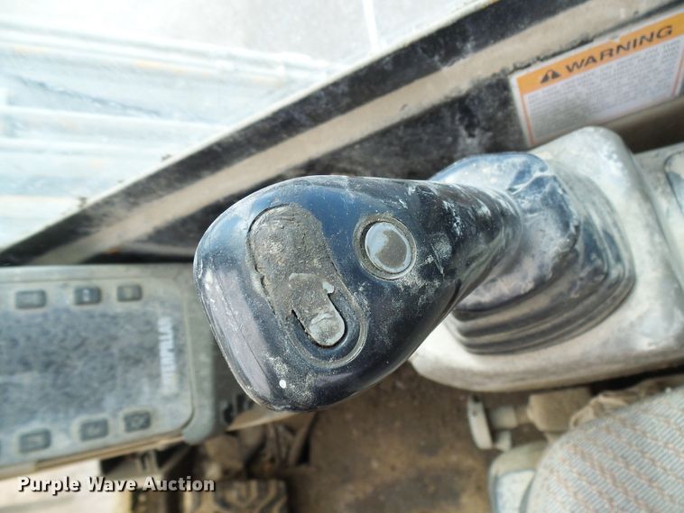 image for item DG5717 1999 Caterpillar 345B  material handler hydraulic excavator