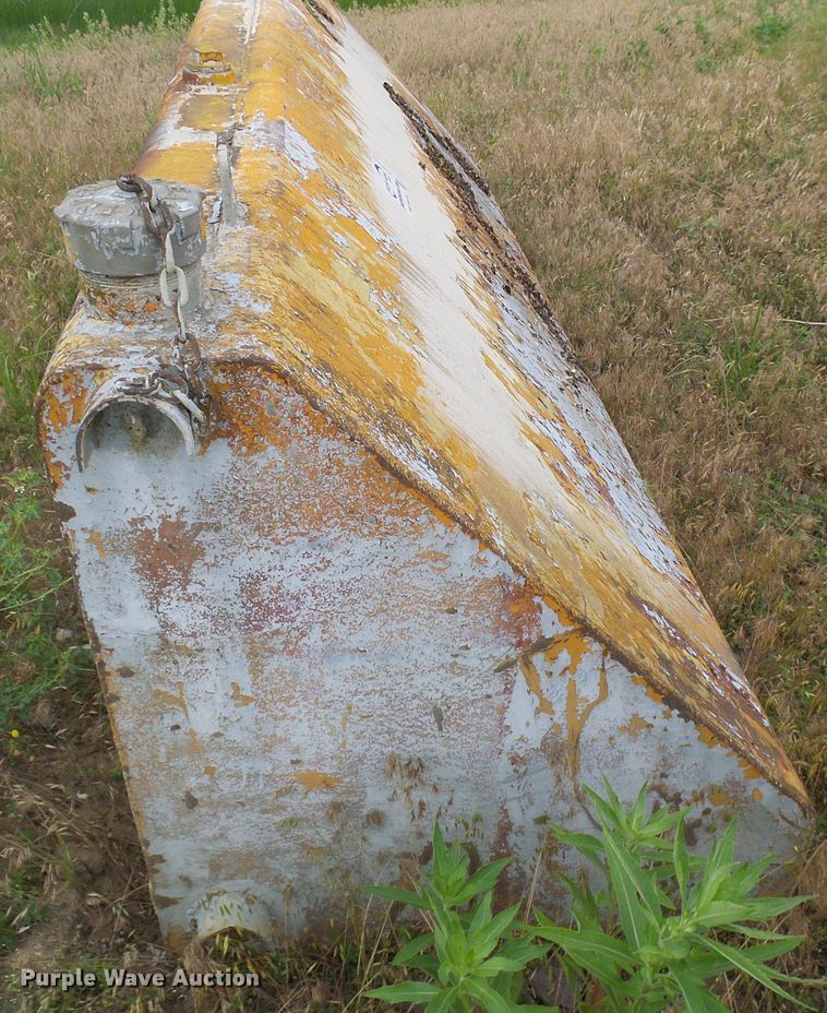 image for item DG5733 Fuel tank