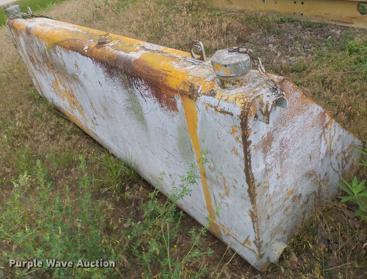 image for item DG5733 Fuel tank
