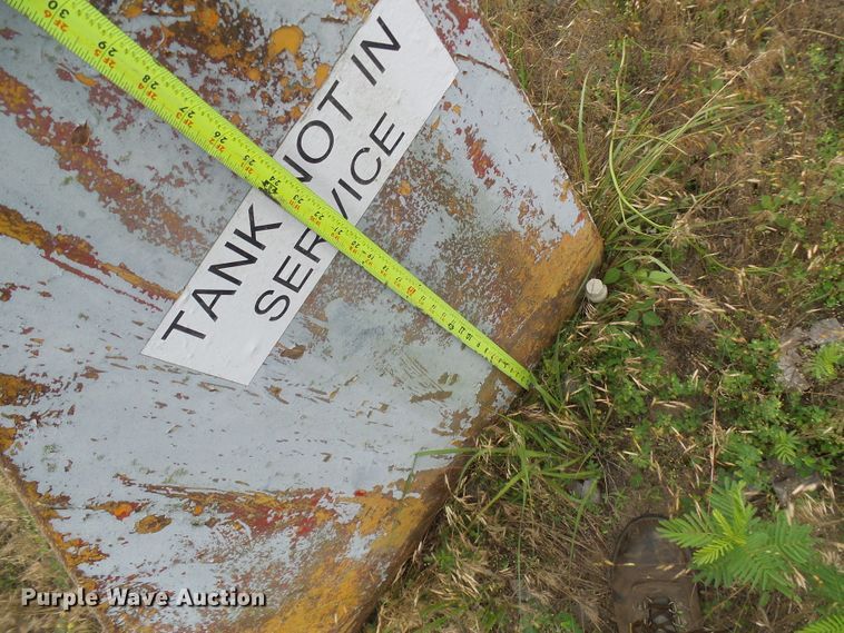 image for item DG5733 Fuel tank