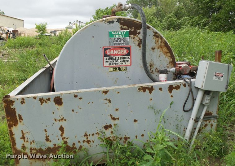 image for item DG5735 Fuel tank