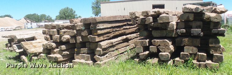 image for item DG5736 Approx. 40 crane pads