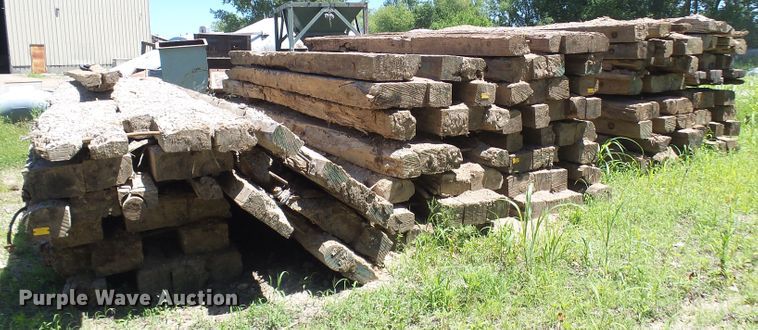 image for item DG5736 Approx. 40 crane pads