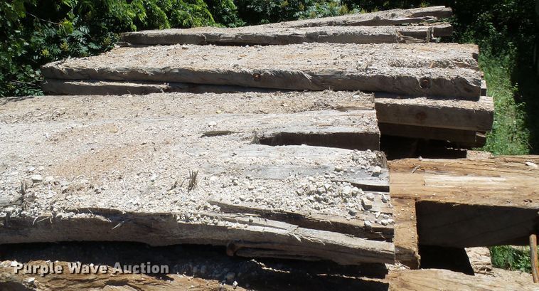 image for item DG5736 Approx. 40 crane pads