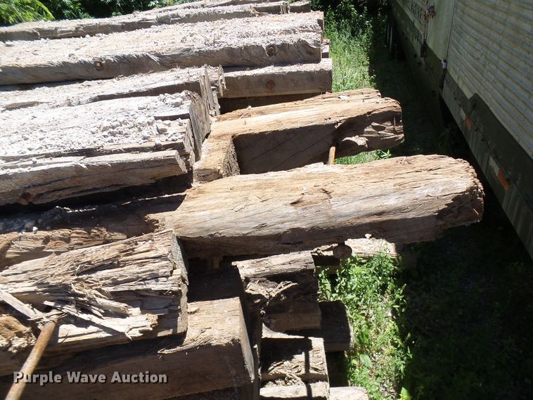 image for item DG5736 Approx. 40 crane pads