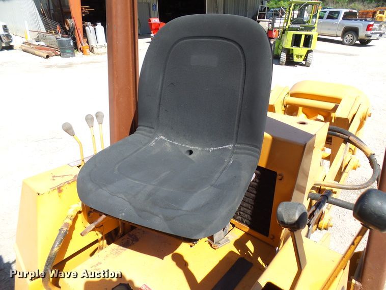 image for item DG5747 1990 Case 360  trencher