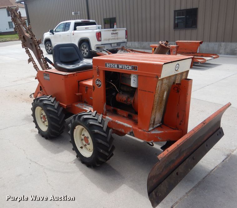 1970 Ditch Witch J20 trencher in Bayard, NE Item DG5984 sold Purple