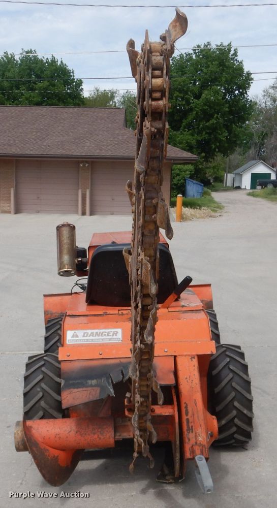 image for item DG5984 1970 Ditch Witch J20  trencher