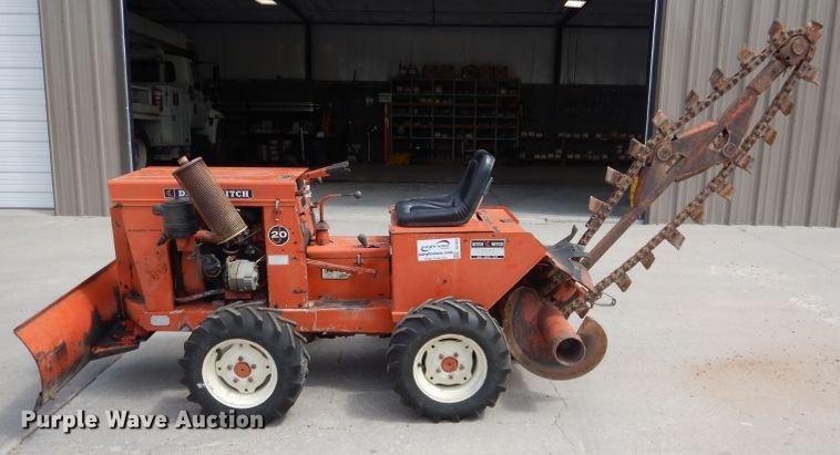 image for item DG5984 1970 Ditch Witch J20  trencher