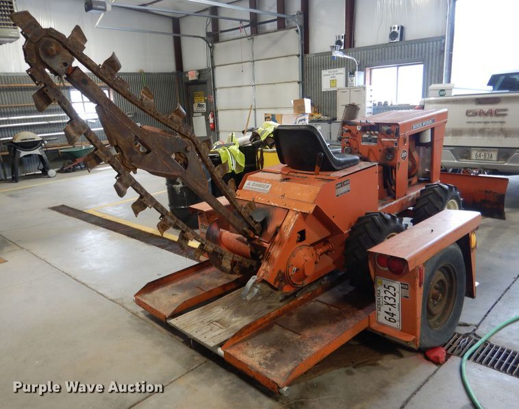 image for item DG5984 1970 Ditch Witch J20  trencher