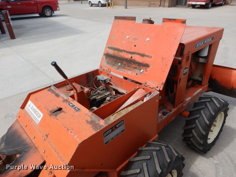 image for item DG5984 1970 Ditch Witch J20  trencher
