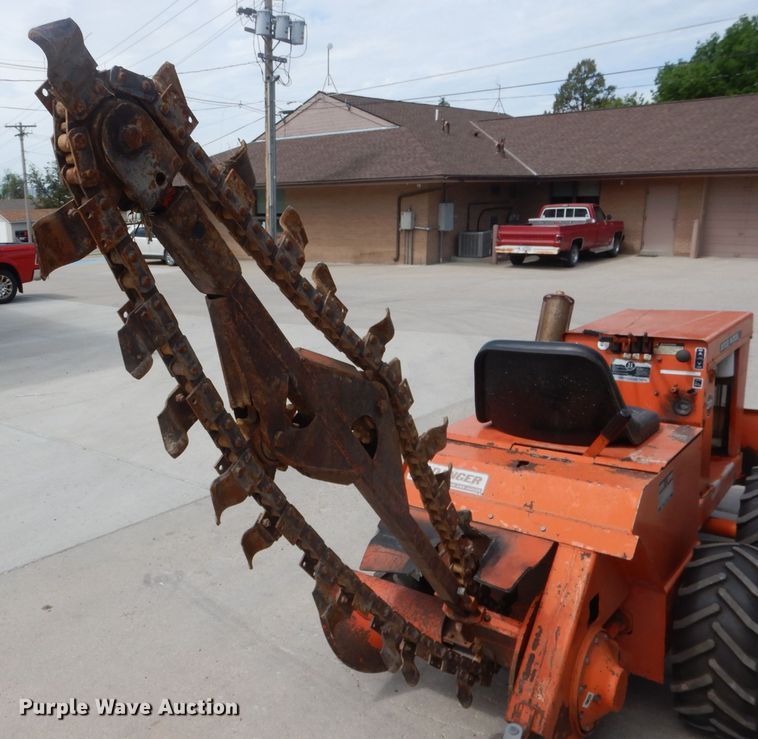 image for item DG5984 1970 Ditch Witch J20  trencher