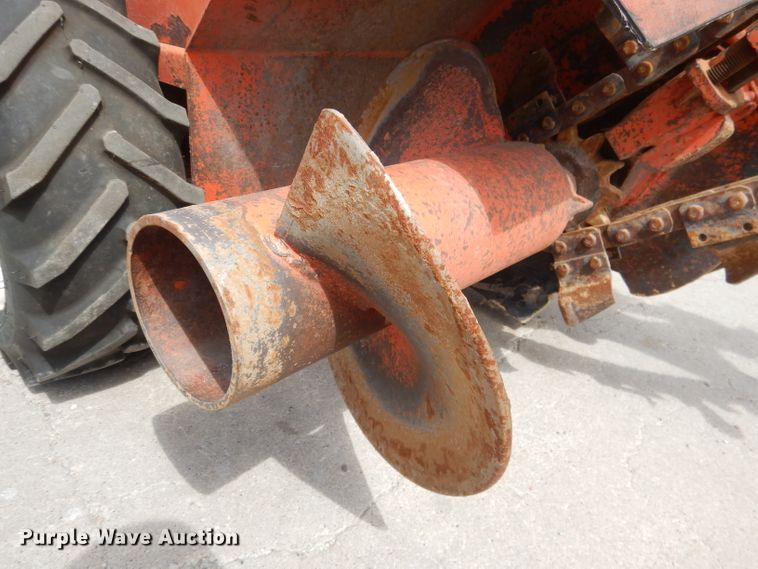 image for item DG5984 1970 Ditch Witch J20  trencher